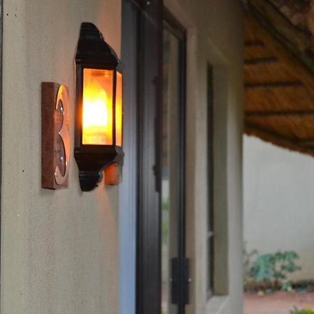 Chobe Sunset Chalets Lesoma المظهر الخارجي الصورة