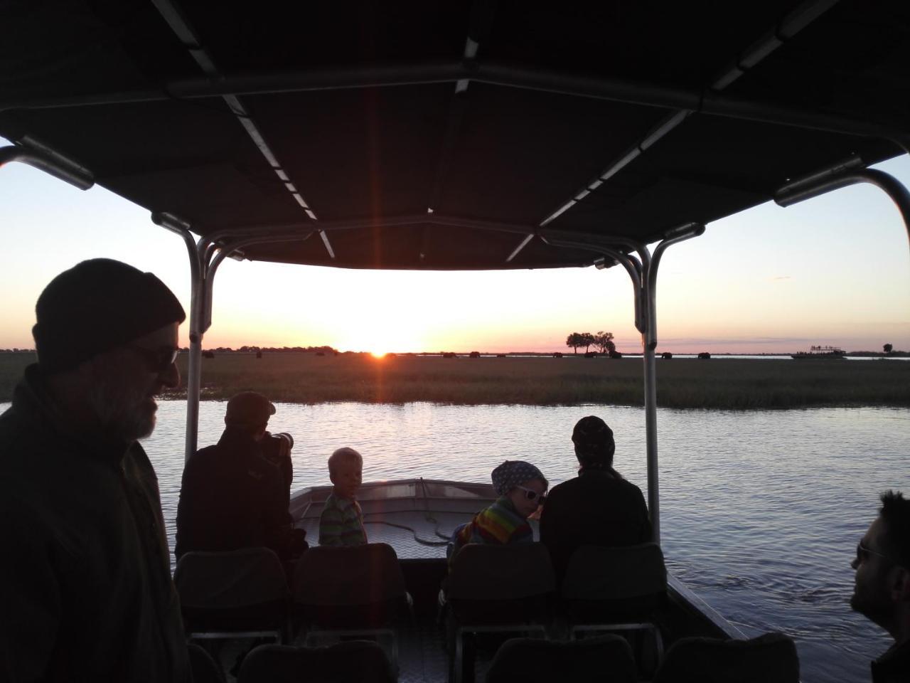 Chobe Sunset Chalets Lesoma المظهر الخارجي الصورة