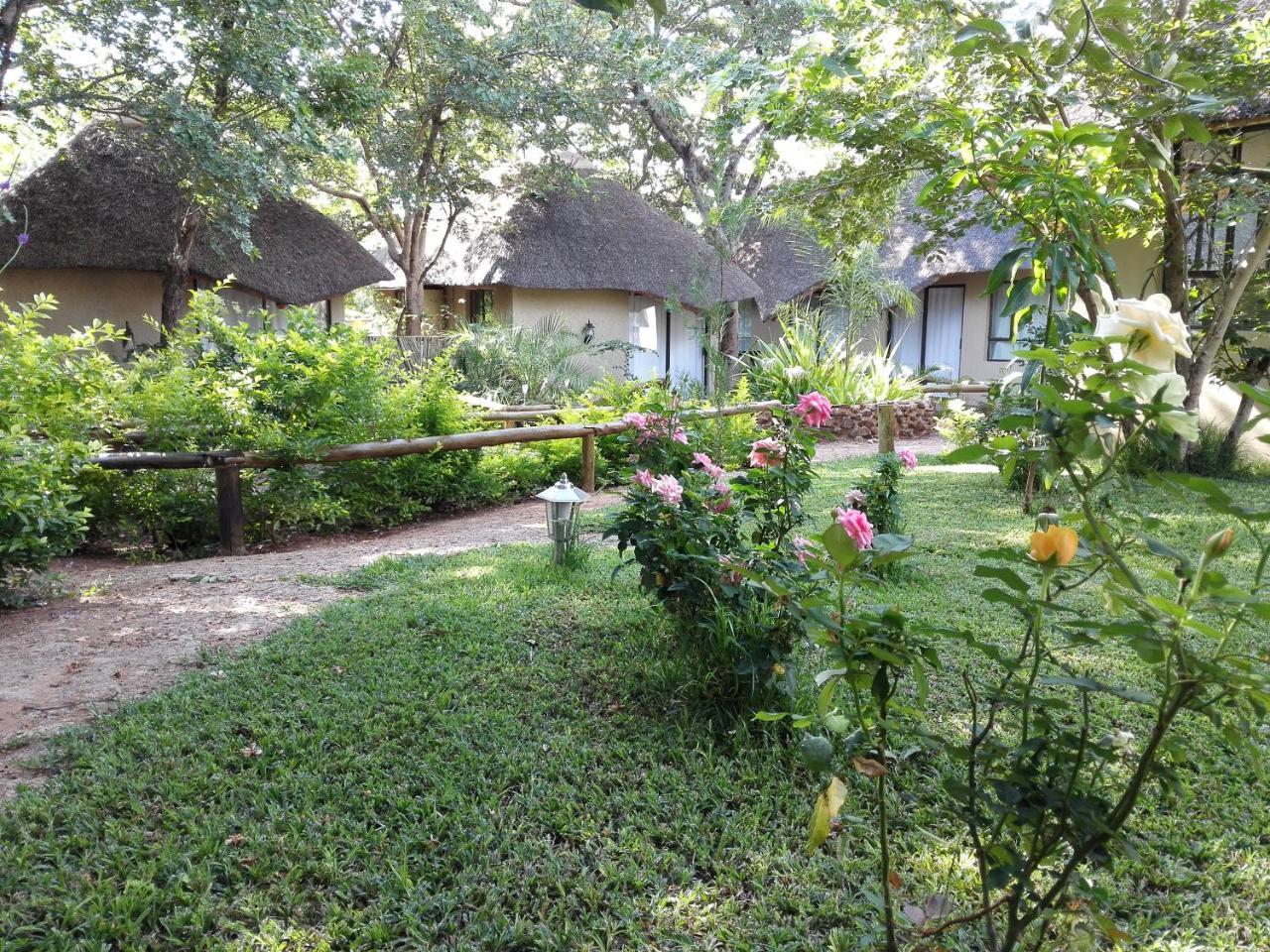 Chobe Sunset Chalets Lesoma المظهر الخارجي الصورة