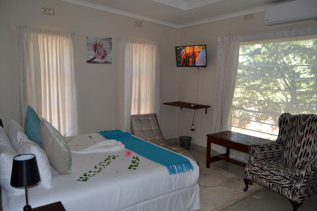 Chobe Sunset Chalets Lesoma المظهر الخارجي الصورة