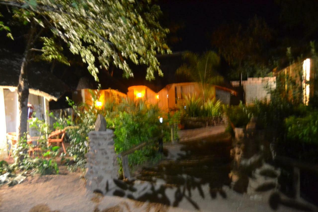 Chobe Sunset Chalets Lesoma المظهر الخارجي الصورة
